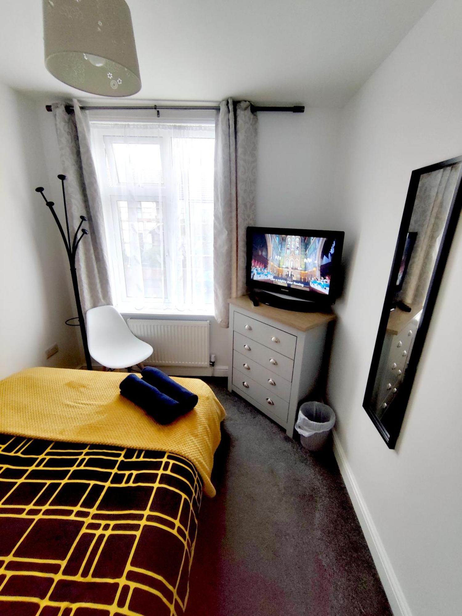 House Share With Few Ensuite Rooms Near Southmead Bristol Exterior foto